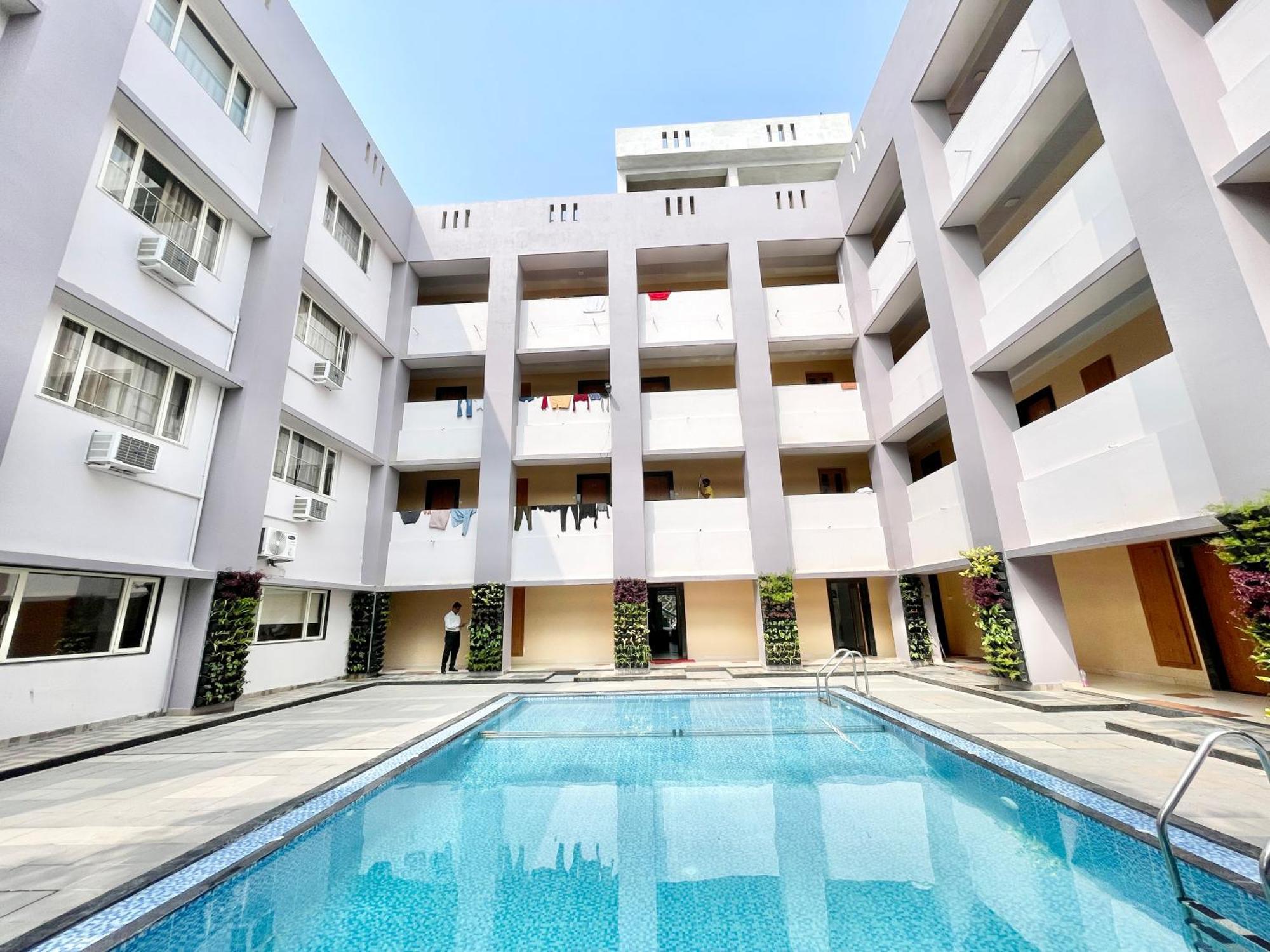 Hotel Rockbay, Puri Swimming-Pool, Near-Sea-Beach-And-Temple Fully-Air-Conditioned-Hotel With-Lift-And-Parking-Facility Екстер'єр фото