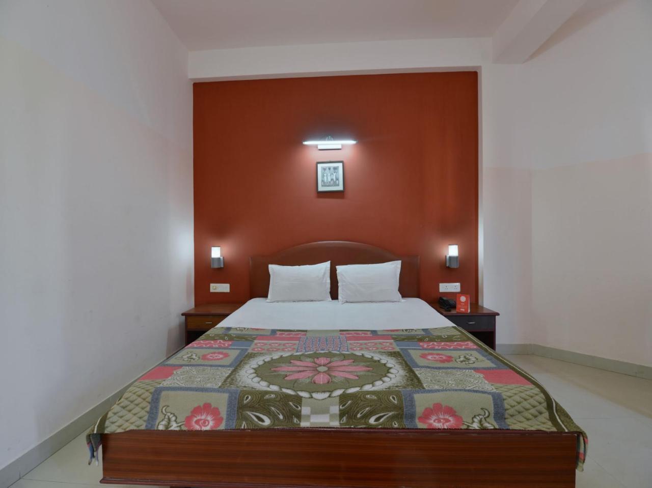 Hotel Rockbay, Puri Swimming-Pool, Near-Sea-Beach-And-Temple Fully-Air-Conditioned-Hotel With-Lift-And-Parking-Facility Екстер'єр фото